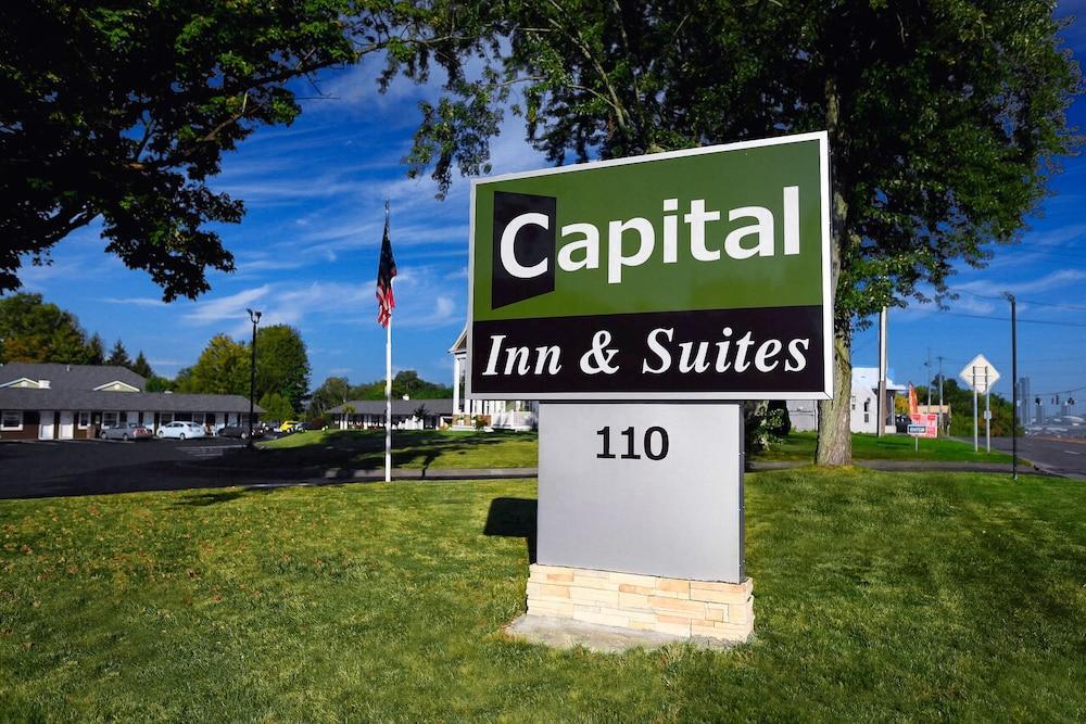 Econo Lodge Inn & Suites Downtown Rensselaer Luaran gambar