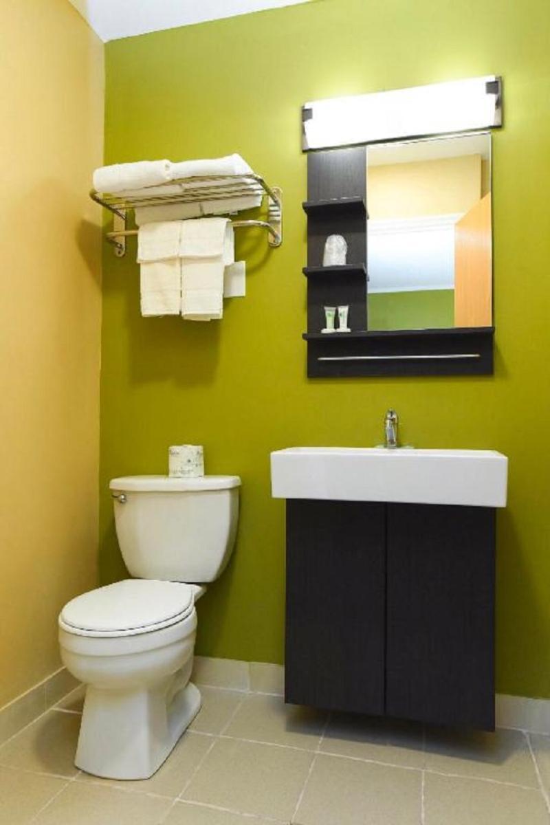 Econo Lodge Inn & Suites Downtown Rensselaer Luaran gambar